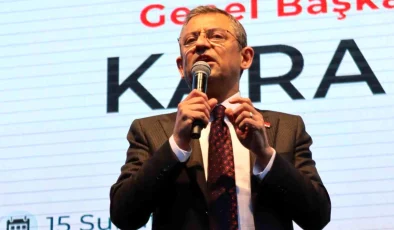 CHP Genel Başkanı Özgür Özel, Karabağlar’da halk buluşmasında adaylara destek istedi
